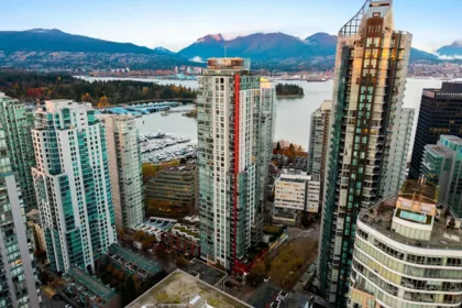 Hot Tub / Spa Photo of 807 1211 Melville Street, Vancouver, BC