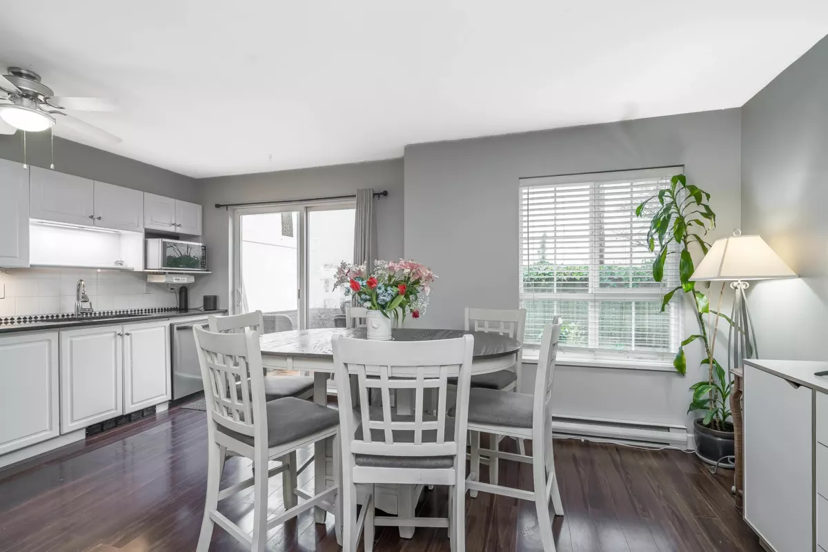 Bedroom 3 Photo of 27 8890 Walnut Grove Drive, Langley, BC