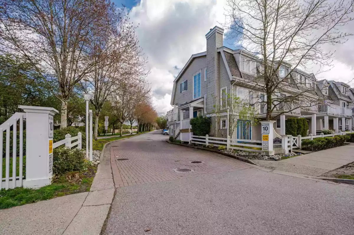 Exterior Rear Photo of 27 8890 Walnut Grove Drive, Langley, BC