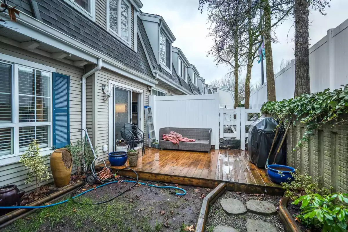 Outdoor Kitchen Photo of 27 8890 Walnut Grove Drive, Langley, BC