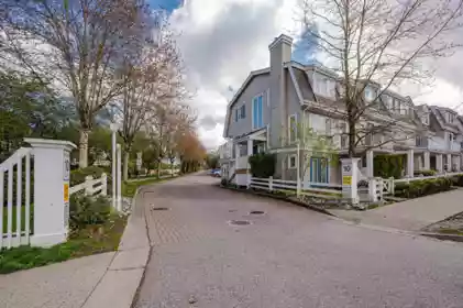 27 8890 Walnut Grove Drive, Langley, BC