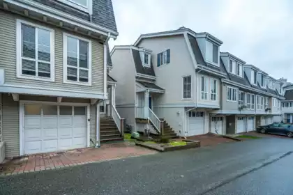 27 8890 Walnut Grove Drive, Langley, BC