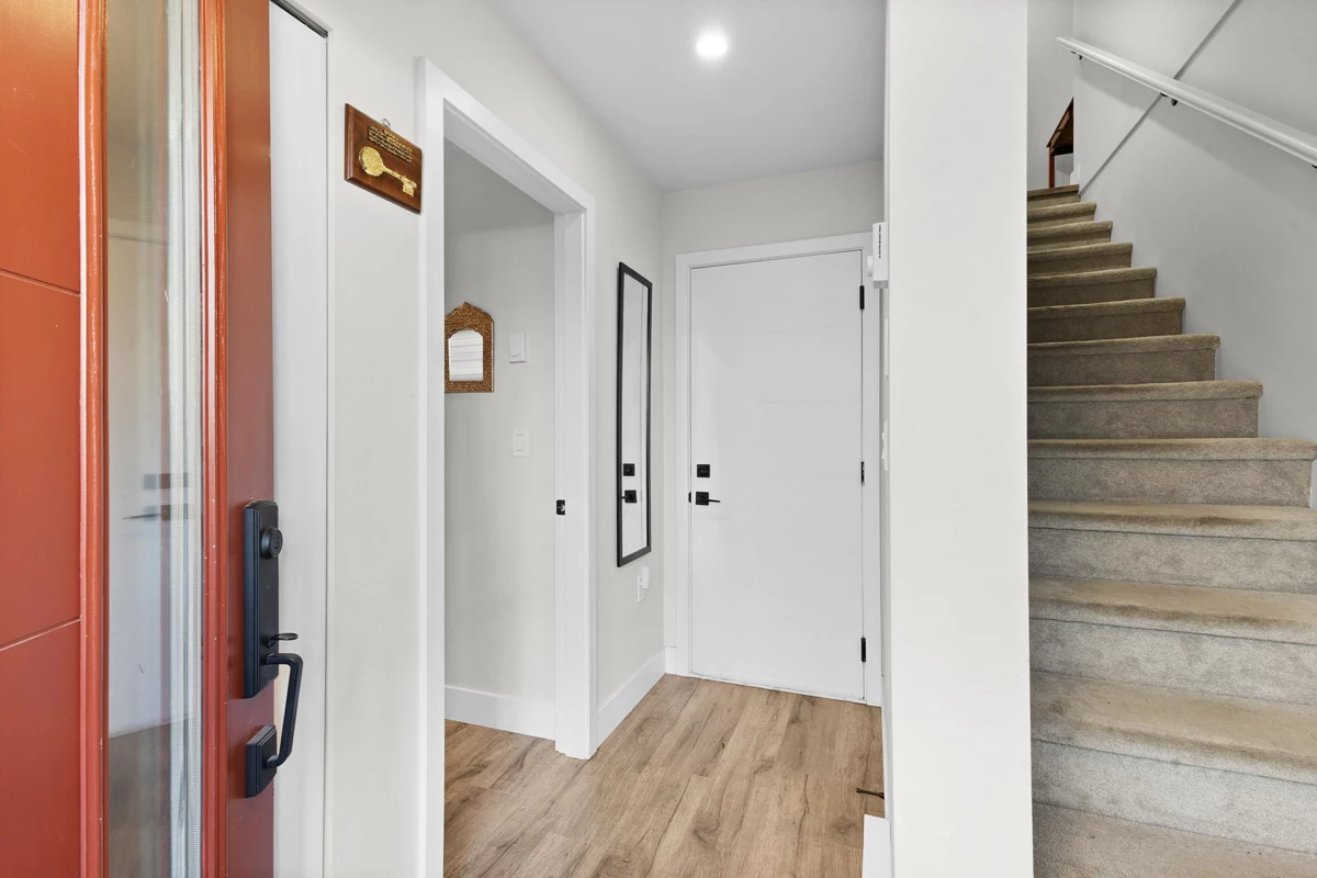 Dining Area Photo of 13 2033 Mckenzie Road, Abbotsford, BC