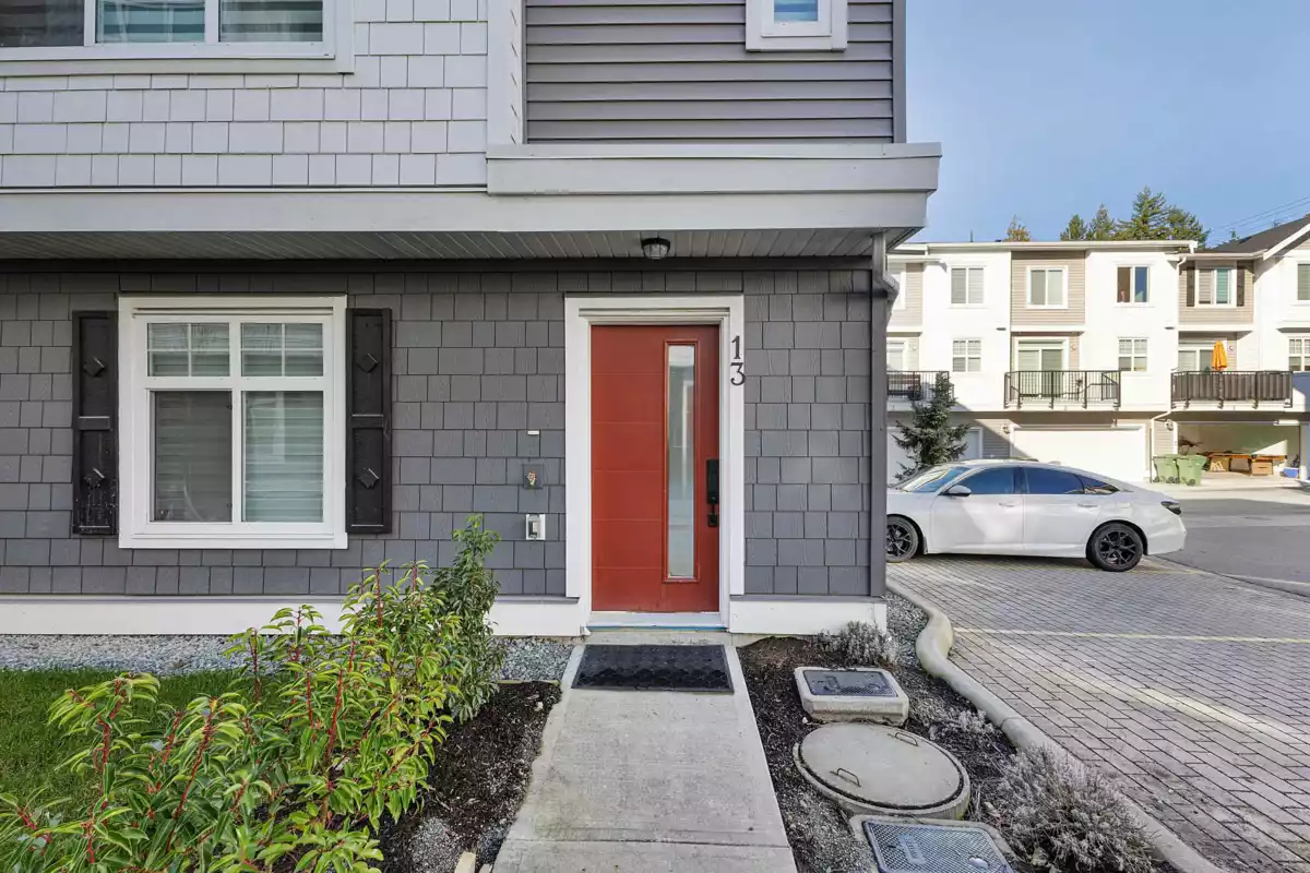 Family Room Photo of 13 2033 Mckenzie Road, Abbotsford, BC