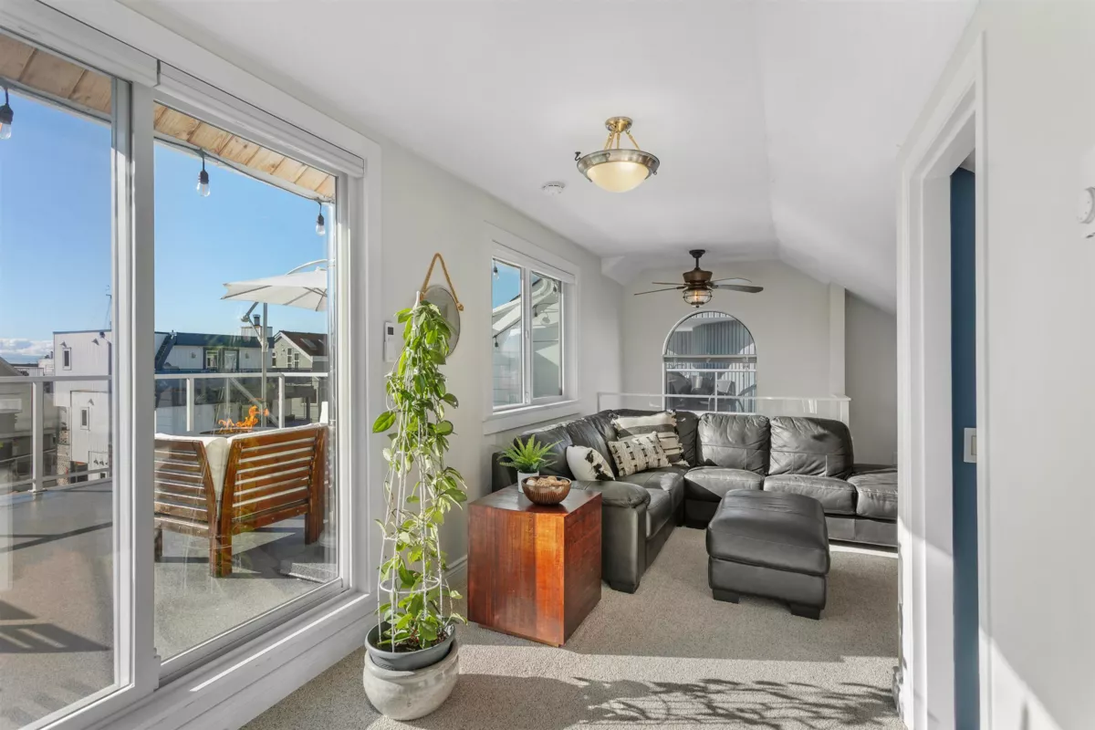 Backyard Photo of 10 3459 W River Road, Ladner, BC