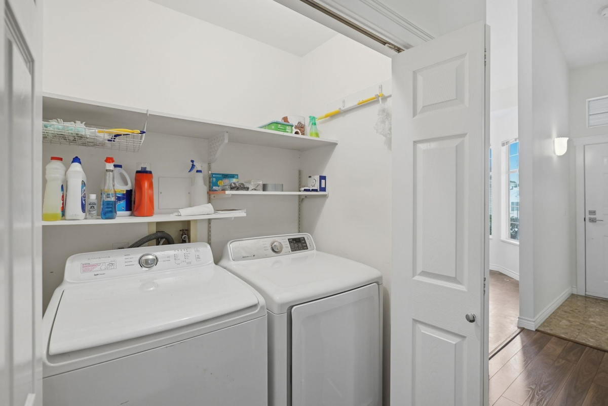 Hallway Photo of 123 9012 Walnut Grove Drive, Langley, BC