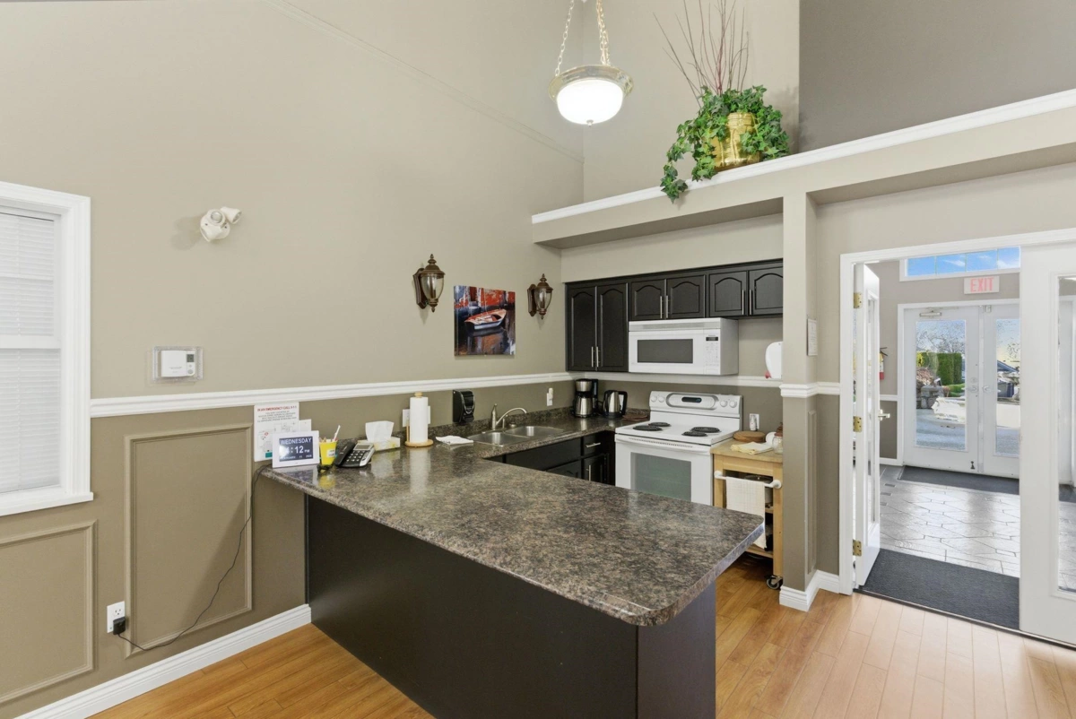 Hot Tub / Spa Photo of 123 9012 Walnut Grove Drive, Langley, BC