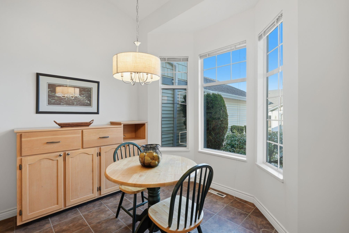 Kitchen Photo of 123 9012 Walnut Grove Drive, Langley, BC