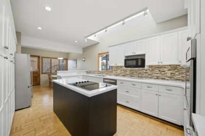 Kitchen Photo of 2865 W 30th Avenue, Vancouver, BC