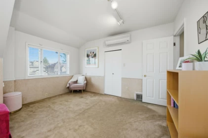 Powder Room Photo of 2865 W 30th Avenue, Vancouver, BC