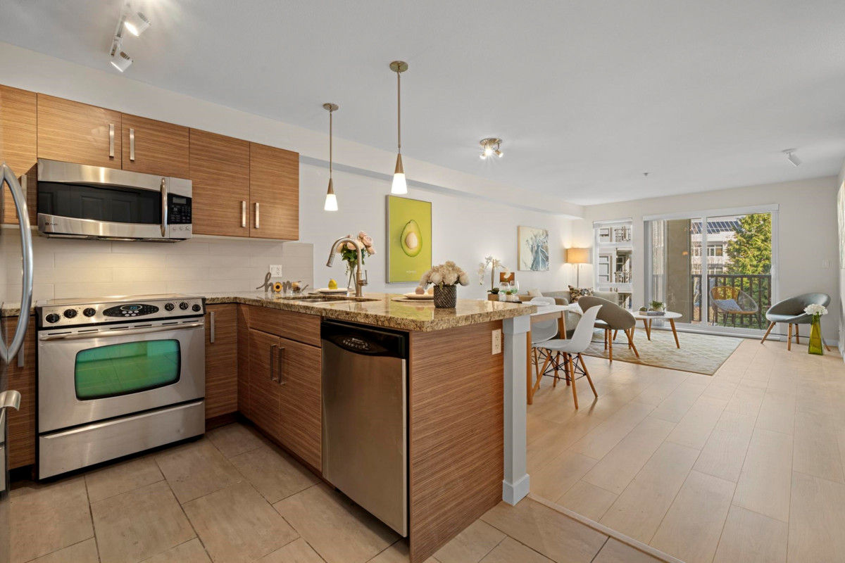 Guest Bathroom Photo of 310 15168 19 Avenue, Surrey, BC