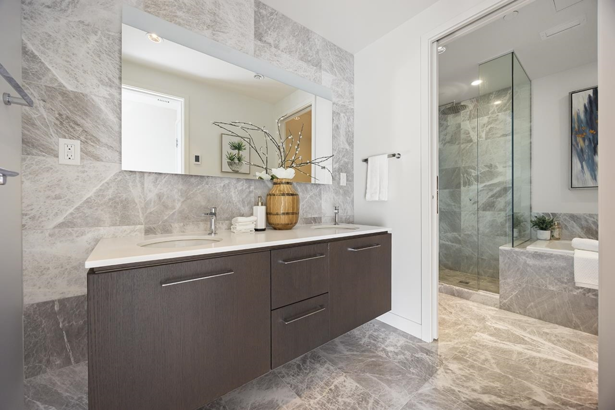 Hallway Photo of 1004 6633 Pearson Way, Richmond, BC