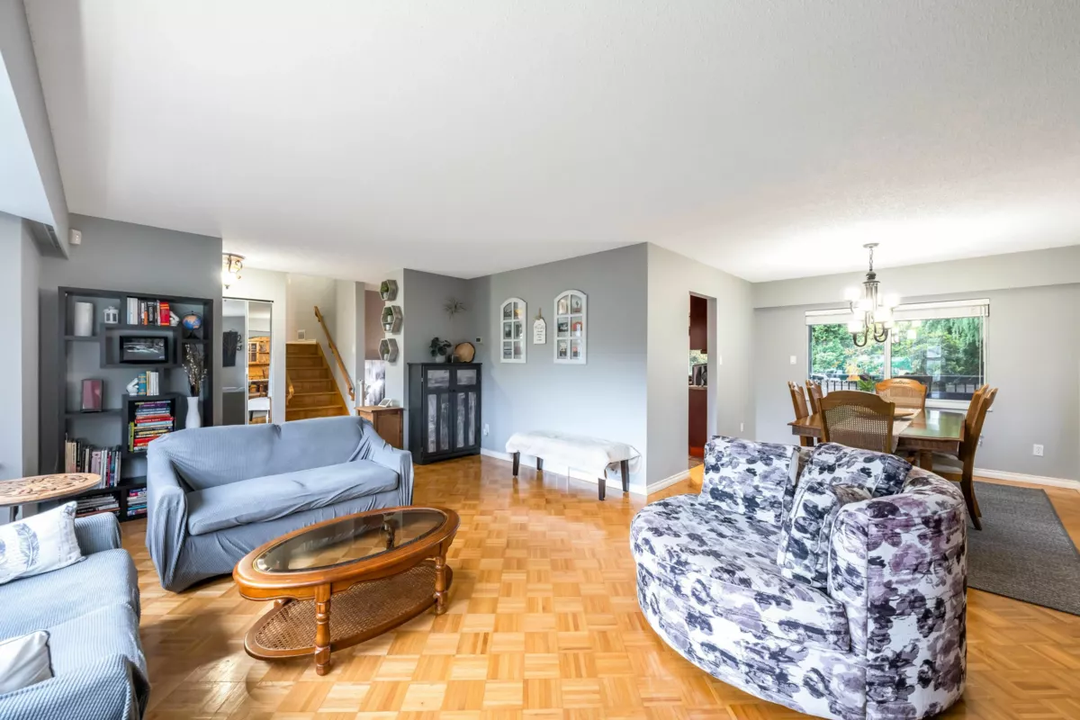 Dining Area Photo of 11874 90a Avenue, Delta, BC