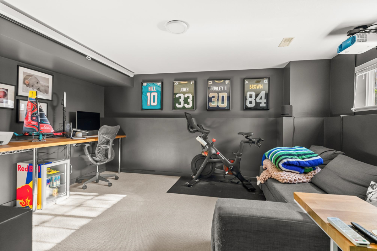 Entry Foyer Photo of 4 6333 Princess Lane, Richmond, BC