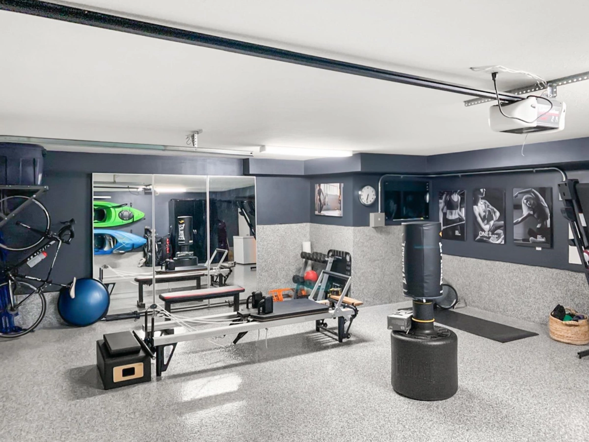 Mudroom Photo of 4 6333 Princess Lane, Richmond, BC