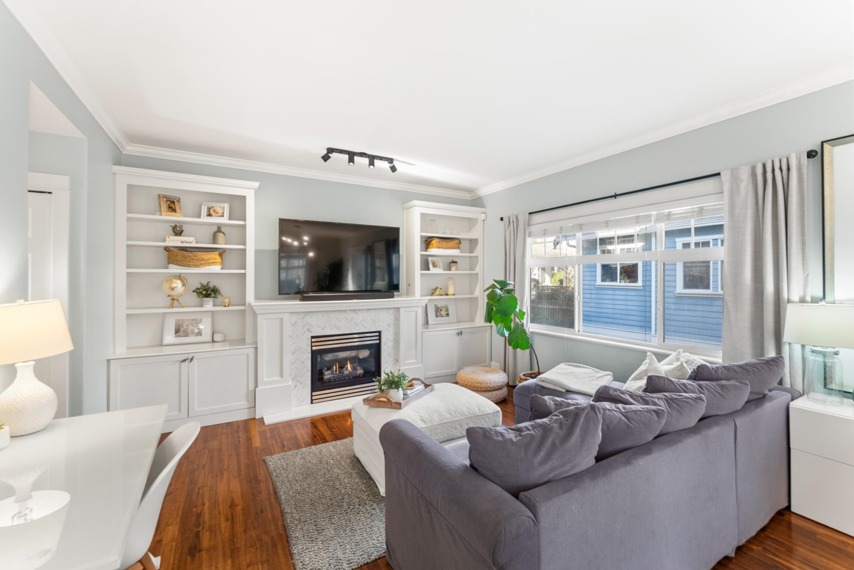 Primary Bathroom Photo of 4 6333 Princess Lane, Richmond, BC