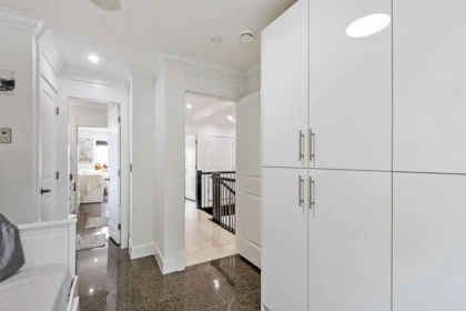 Hallway Photo of 1060 E 61st Avenue, Vancouver, BC