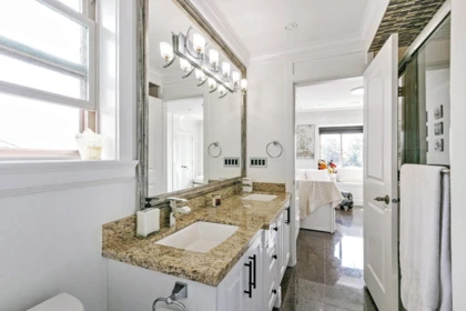 Mudroom Photo of 1060 E 61st Avenue, Vancouver, BC