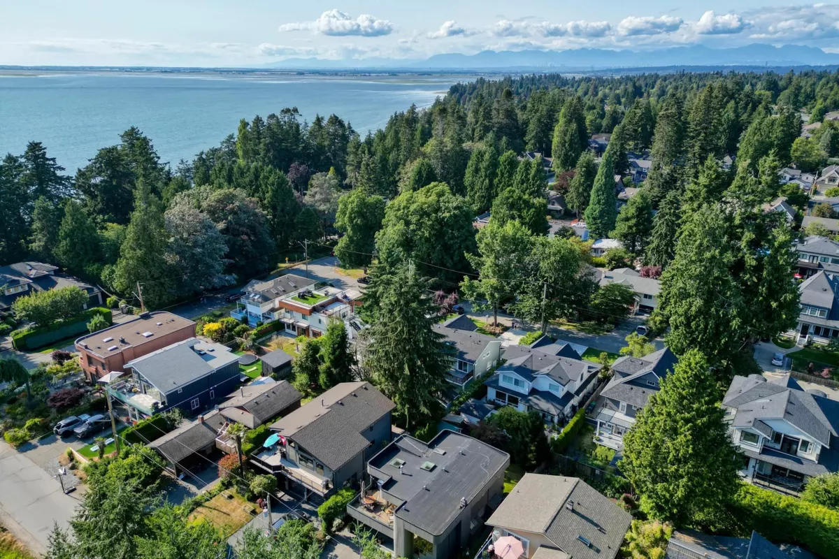 Community Amenities Photo (Clubhouse) of 12660 14b Avenue, Surrey, BC