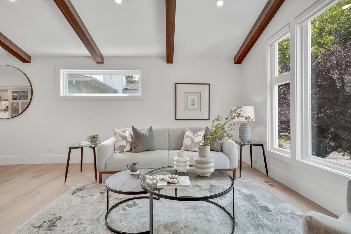 Dining Area Photo of 12660 14b Avenue, Surrey, BC
