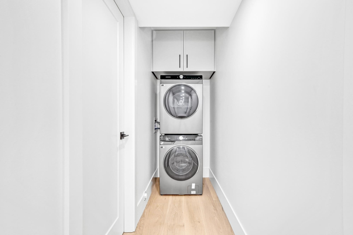 Outdoor Kitchen Photo of 12660 14b Avenue, Surrey, BC