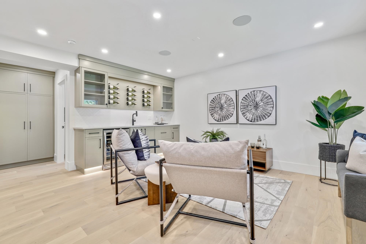 Outdoor Patio Photo of 12660 14b Avenue, Surrey, BC