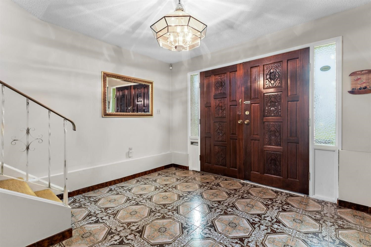 Garden / Landscaping Photo of 3080 Turner Street, Vancouver, BC