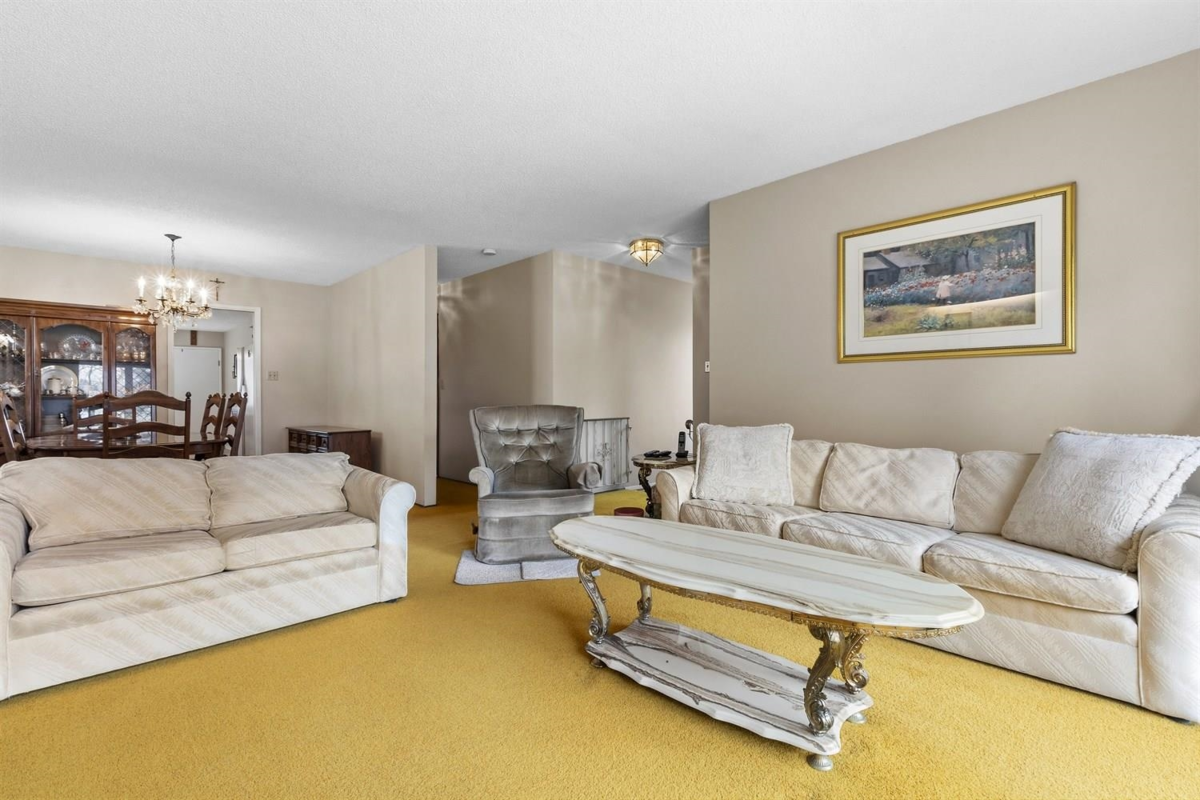 Kitchen Photo of 3080 Turner Street, Vancouver, BC