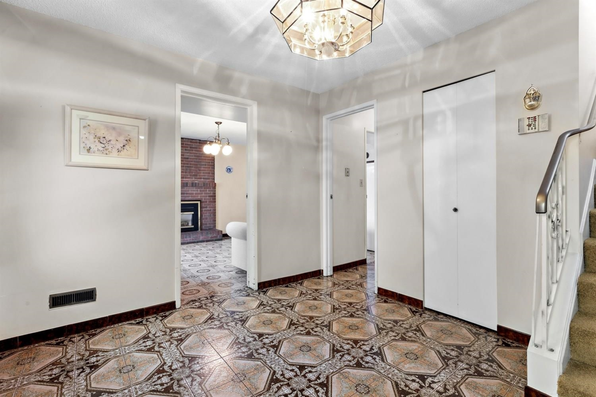 Swimming Pool Photo of 3080 Turner Street, Vancouver, BC