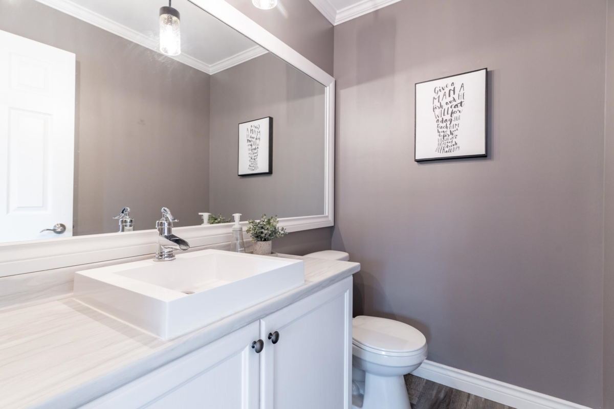 Basement Recreation Room Photo of 7 6280 48a Avenue, Delta, BC