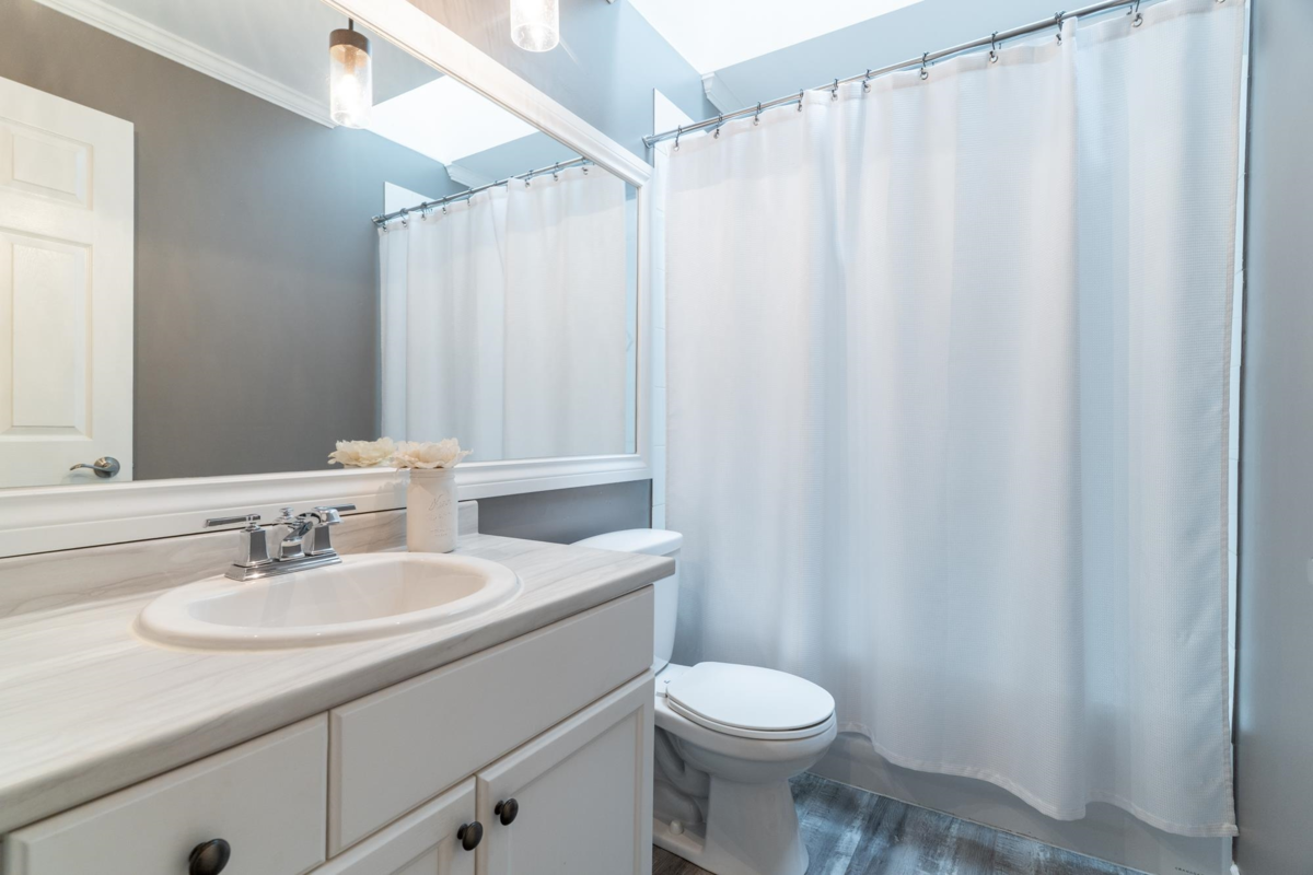 Bedroom 2 Photo of 7 6280 48a Avenue, Delta, BC