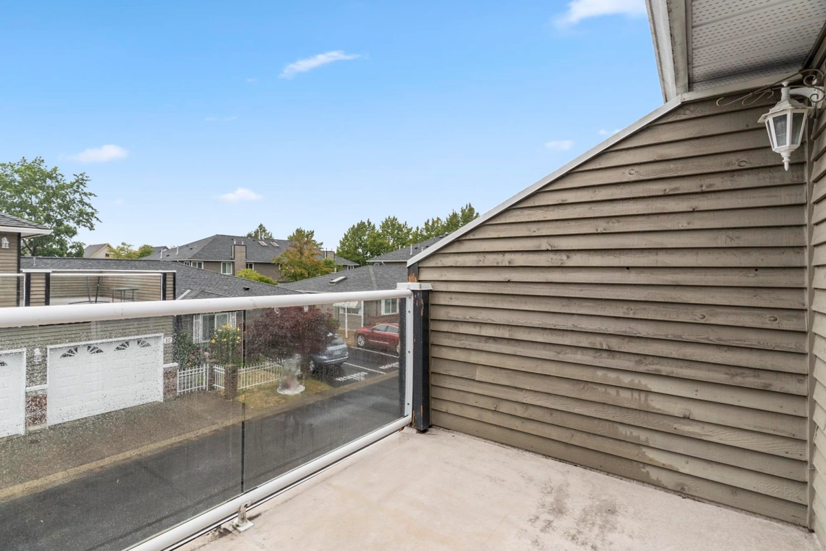 Laundry Room Photo of 7 6280 48a Avenue, Delta, BC