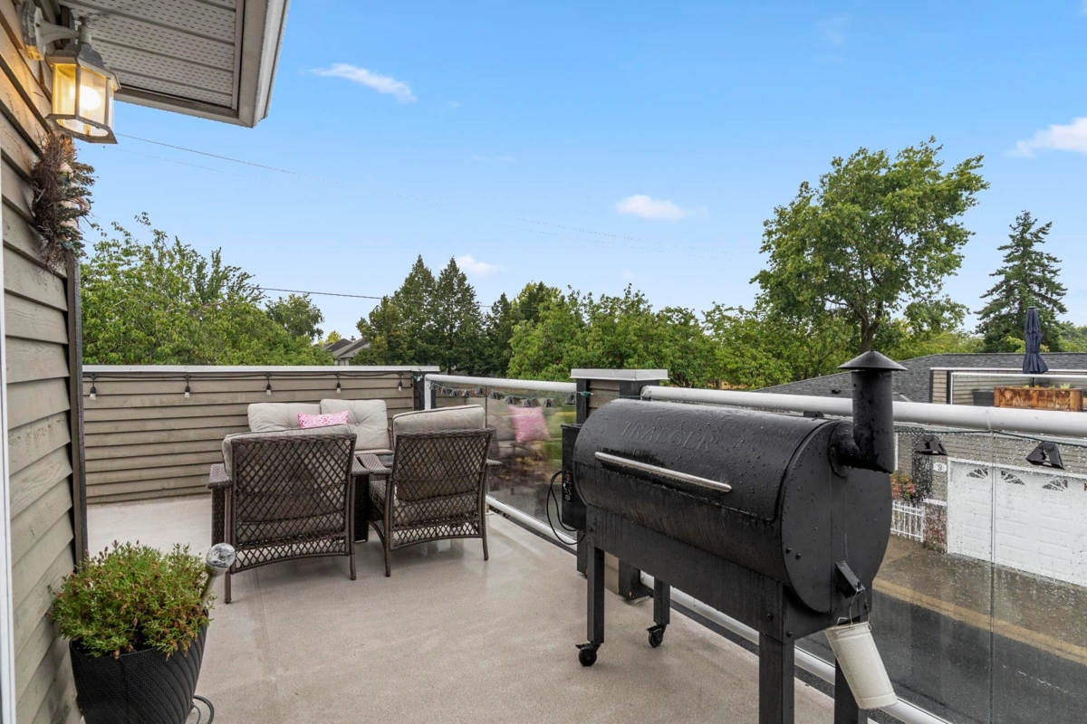Mudroom Photo of 7 6280 48a Avenue, Delta, BC