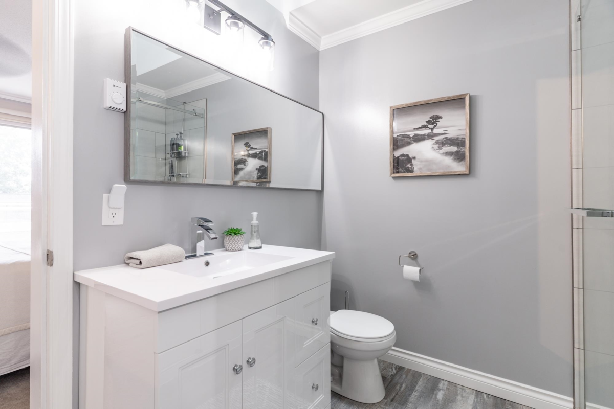 Powder Room Photo of 7 6280 48a Avenue, Delta, BC