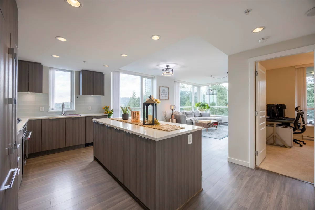 Dining Area Photo of 1204 3096 Windsor Gate, Coquitlam, BC