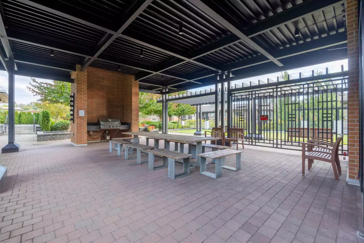 Front Yard Photo of 1204 3096 Windsor Gate, Coquitlam, BC