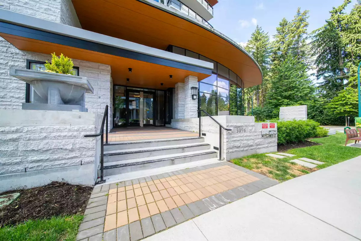 Hot Tub / Spa Photo of 1204 3096 Windsor Gate, Coquitlam, BC