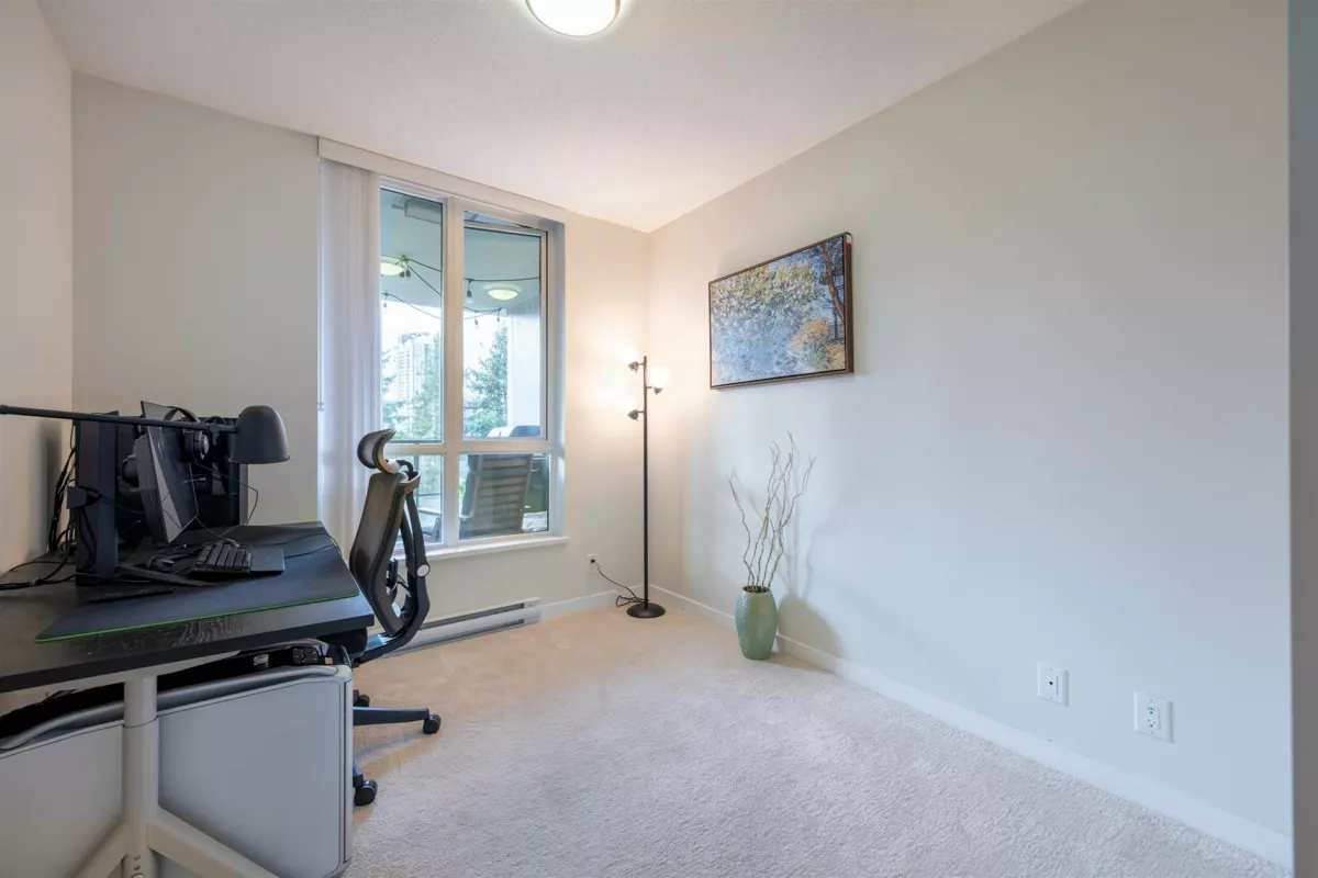 Office / Den Photo of 1204 3096 Windsor Gate, Coquitlam, BC