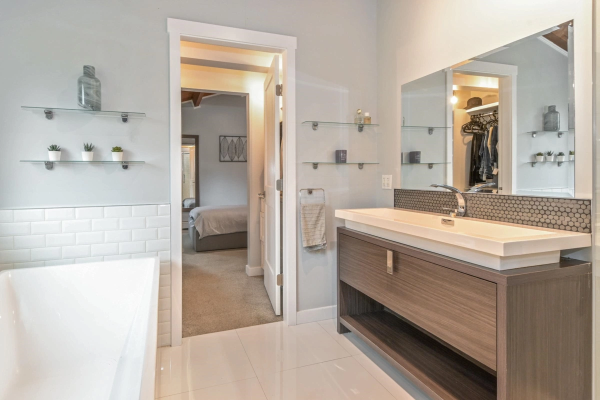 Outdoor Deck Photo of 22948 132 Avenue, Maple Ridge, BC