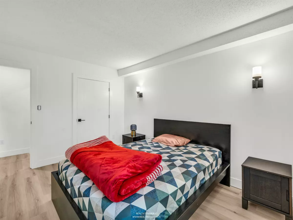 Basement Recreation Room Photo of 111 10698 151a Street, Surrey, BC