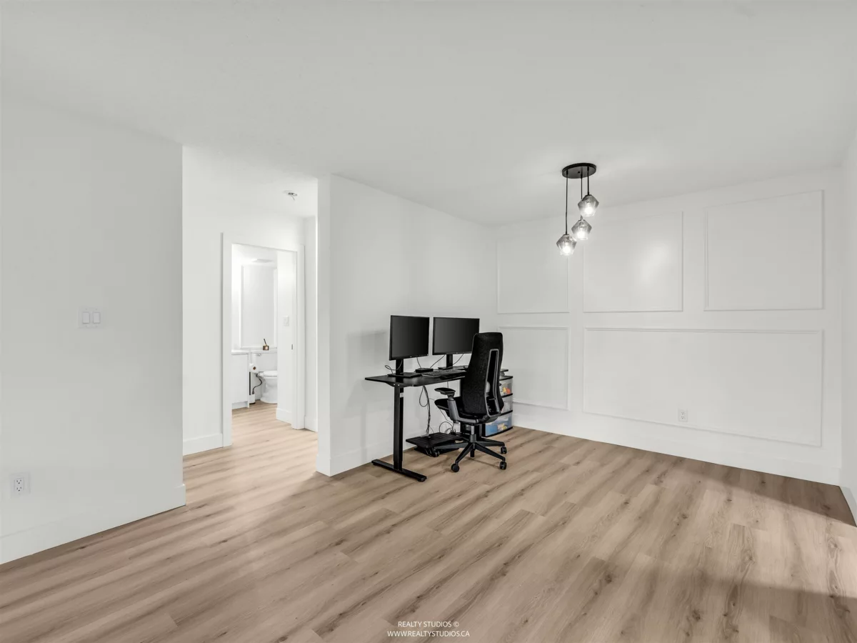 Bedroom 2 Photo of 111 10698 151a Street, Surrey, BC