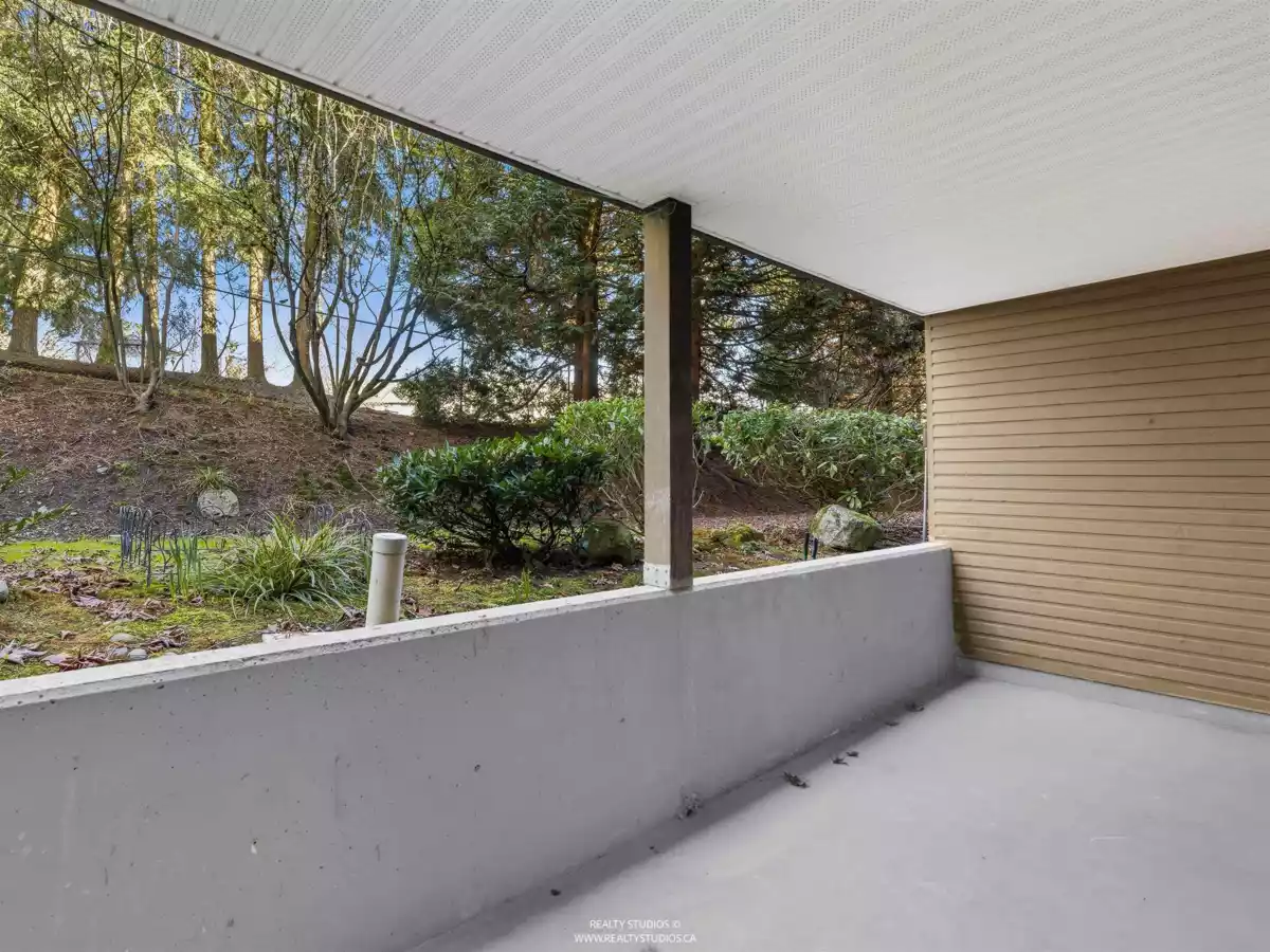 Garden / Landscaping Photo of 111 10698 151a Street, Surrey, BC