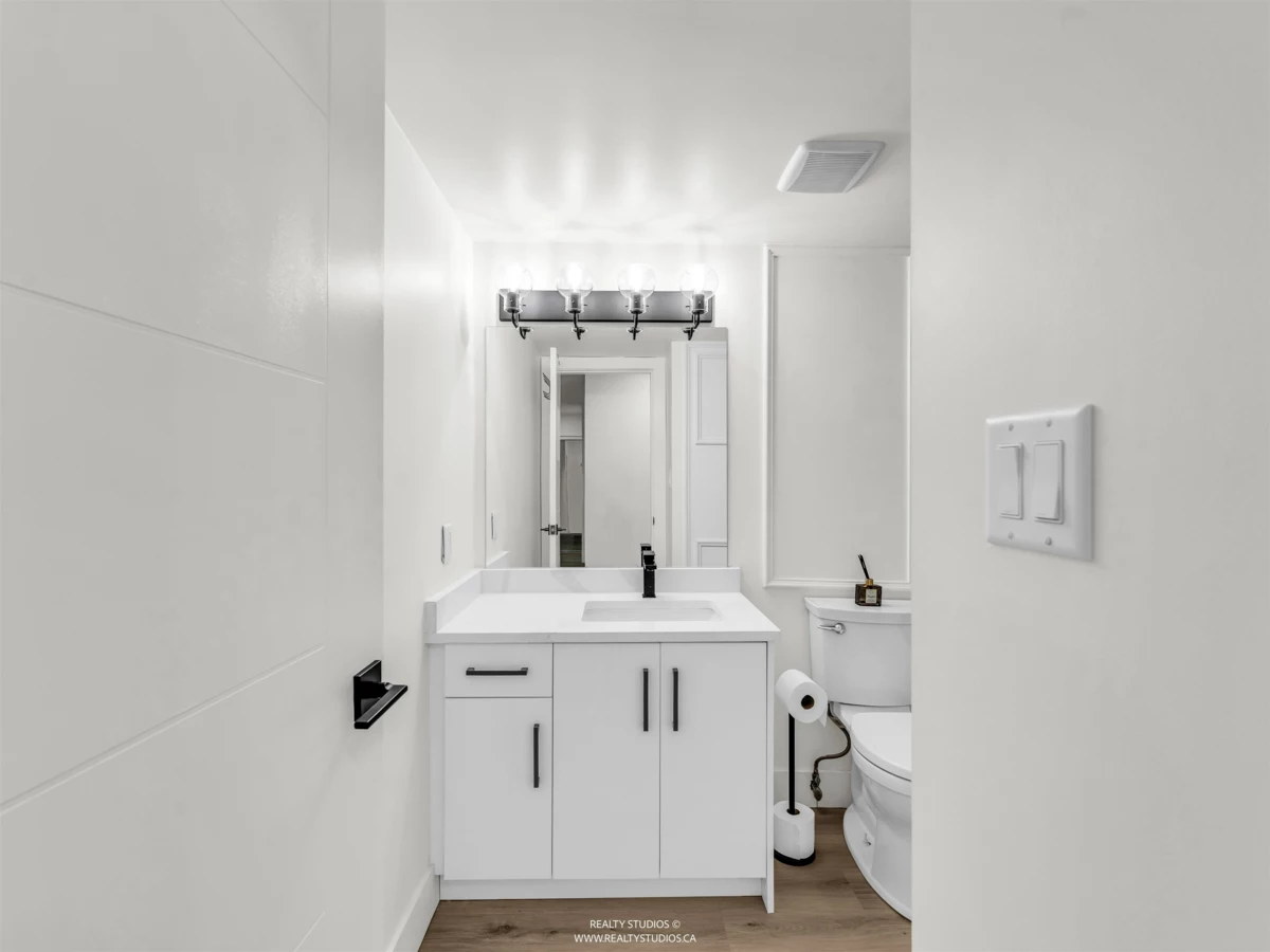 Guest Bathroom Photo of 111 10698 151a Street, Surrey, BC