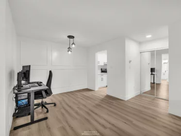 Walk-In Closet Photo of 111 10698 151a Street, Surrey, BC
