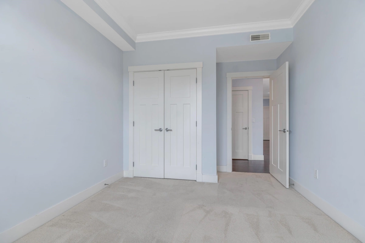 Garden / Landscaping Photo of 302 14885 60 Avenue, Surrey, BC