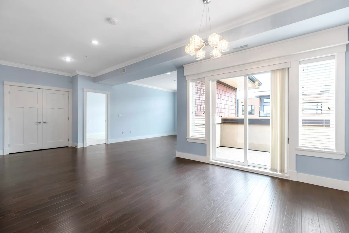 Guest Bathroom Photo of 302 14885 60 Avenue, Surrey, BC