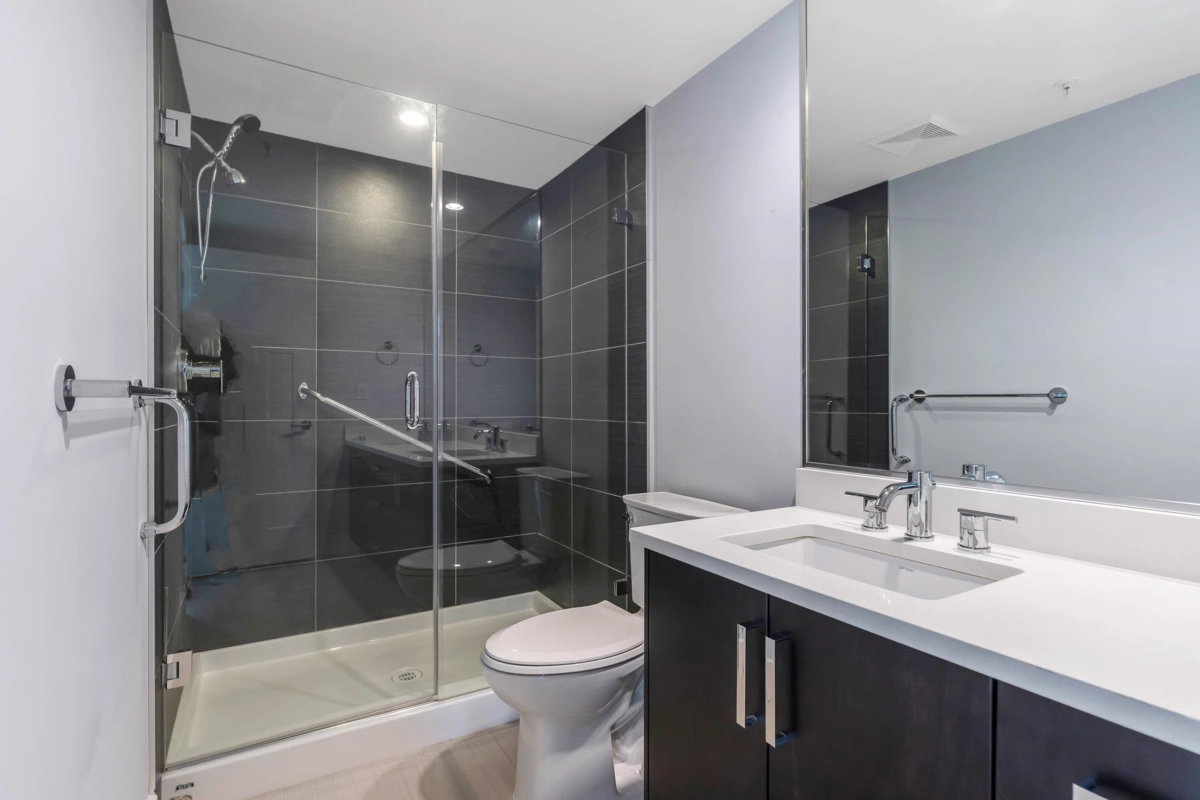 Swimming Pool Photo of 302 14885 60 Avenue, Surrey, BC