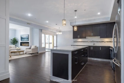 302 14885 60 Avenue, Surrey, BC