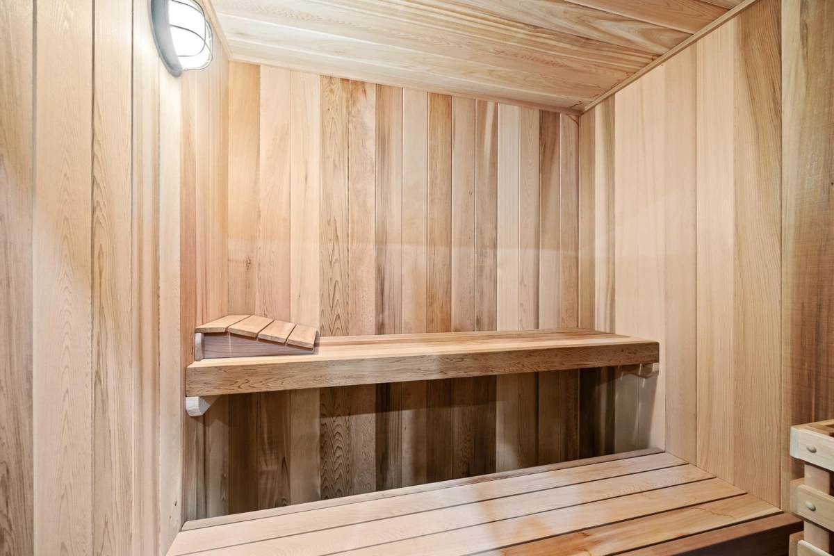 Front Yard Photo of 4042 W 34th Avenue, Vancouver, BC