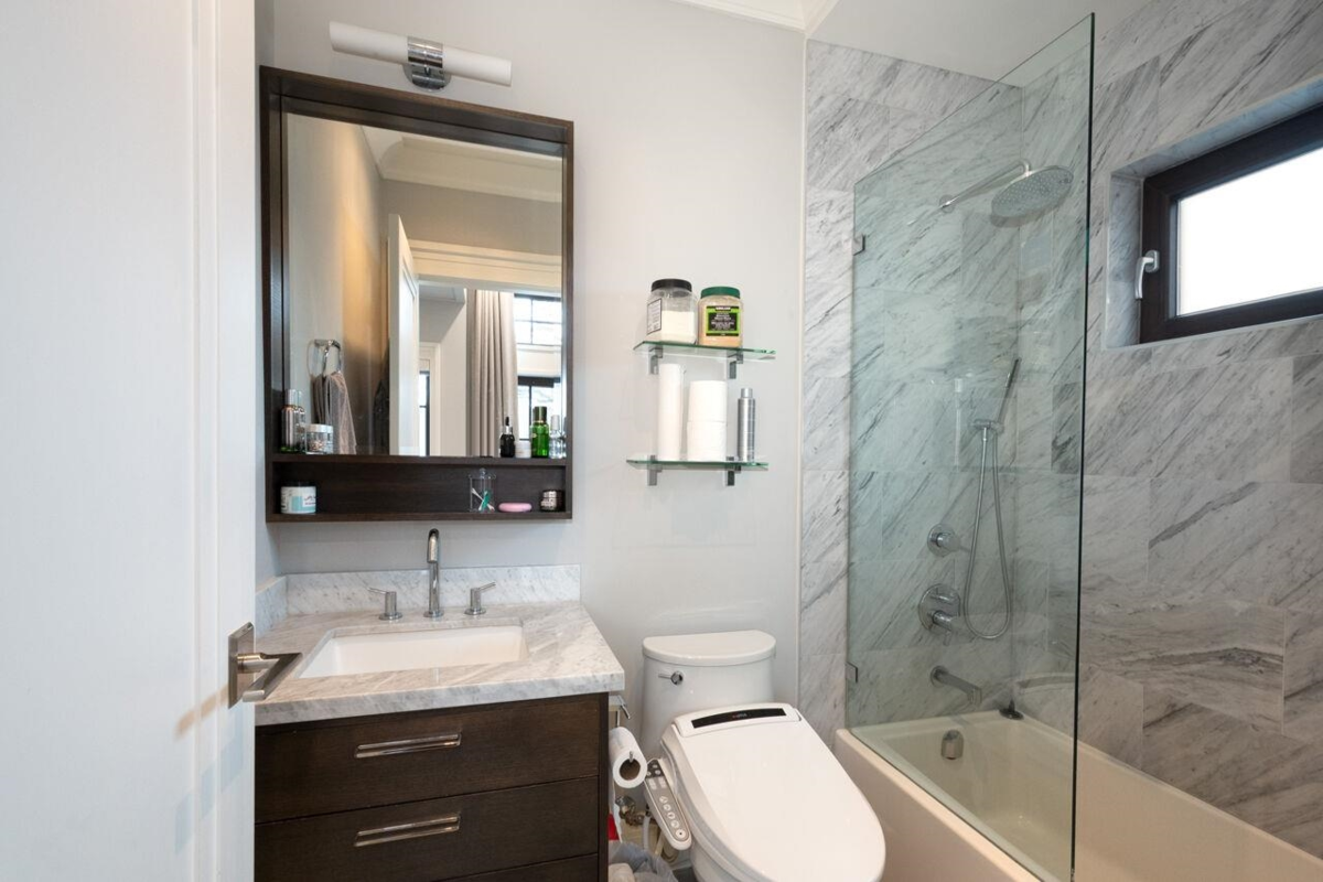 Hot Tub / Spa Photo of 3739 W 24th Avenue, Vancouver, BC